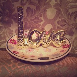 A WOWPOW PRODUCTS DECORATIVE ACCESSORIES!!